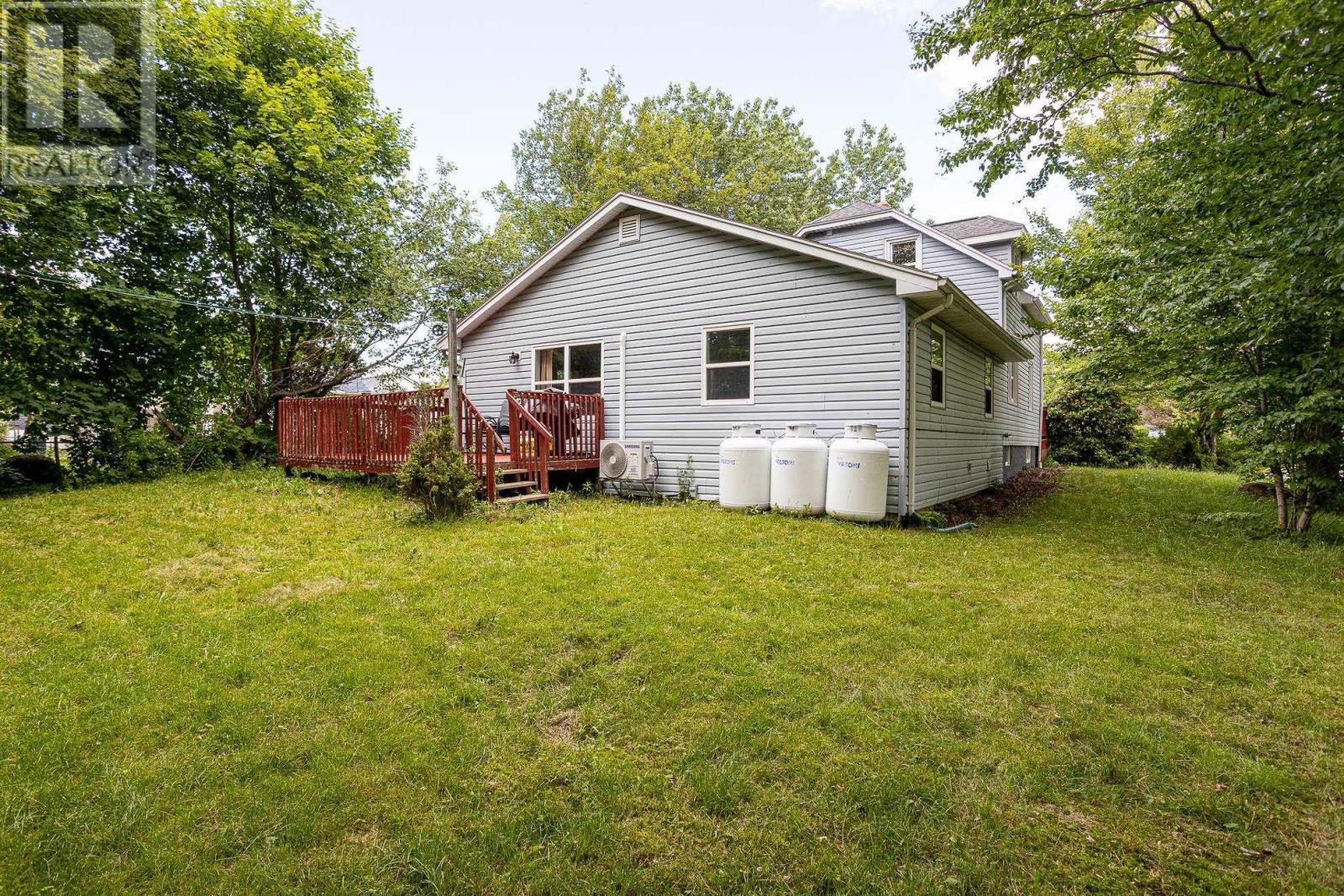 Property at 12 Raymond Street image 5