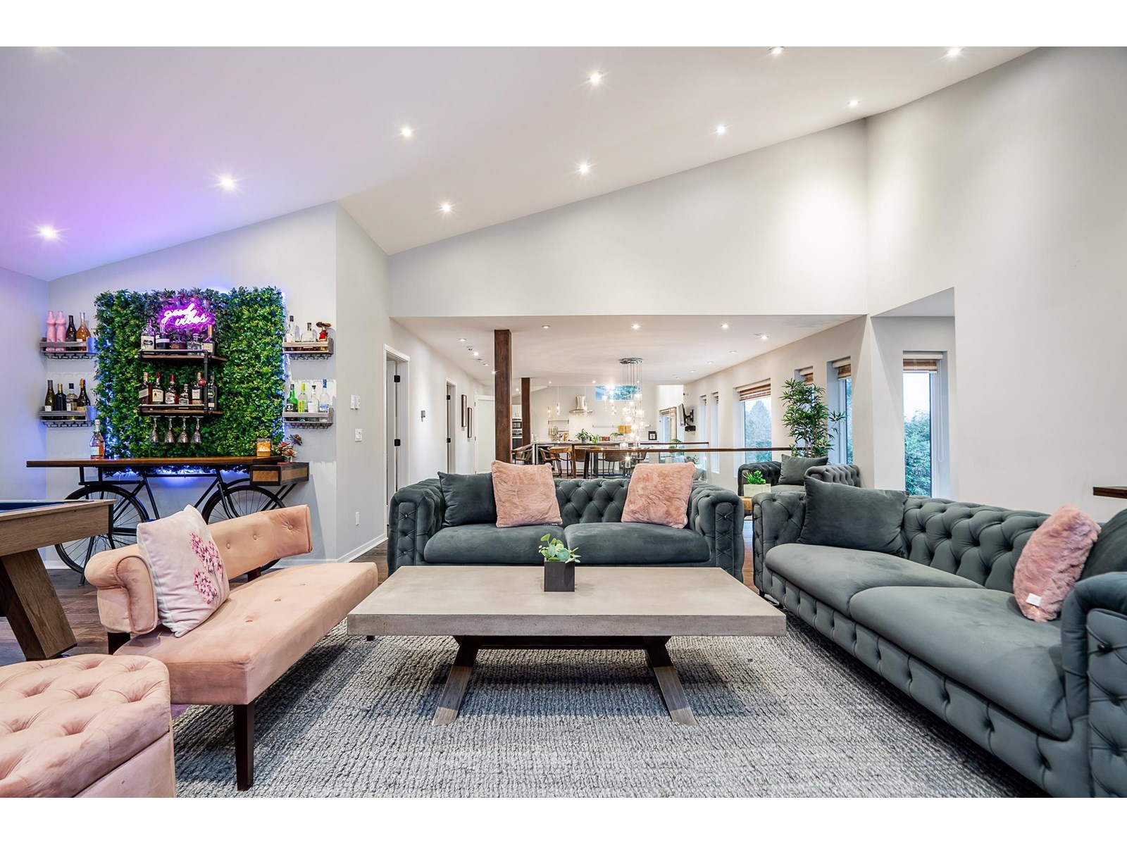 2800 Bayview Street, Surrey, British Columbia  V4A 2Z4 - Photo 2 - R3024460