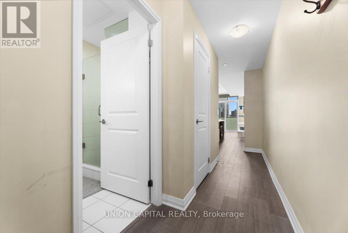 2803 - 8 Mercer Street, Toronto, Ontario  M5V 0C4 - Photo 11 - C12273936