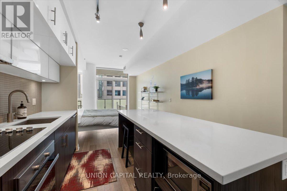 2803 - 8 Mercer Street, Toronto, Ontario  M5V 0C4 - Photo 4 - C12273936