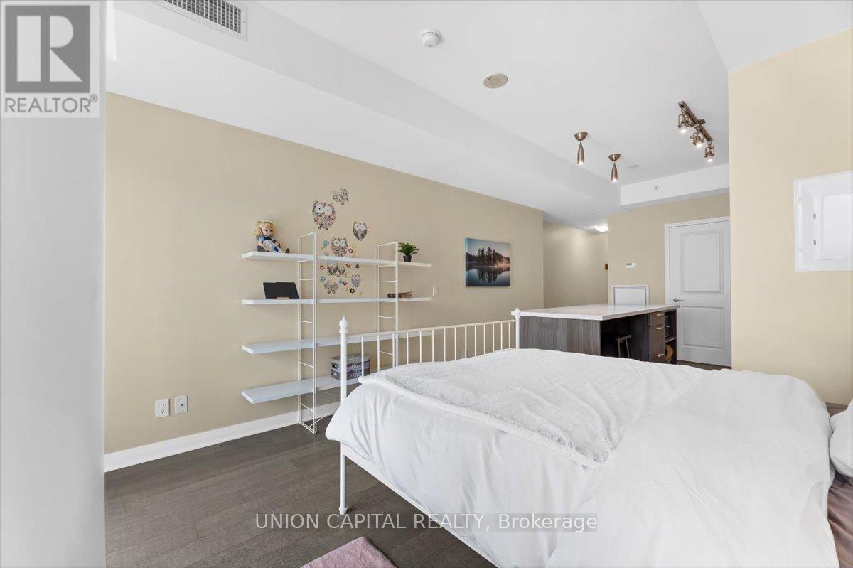 2803 - 8 Mercer Street, Toronto, Ontario  M5V 0C4 - Photo 9 - C12273936