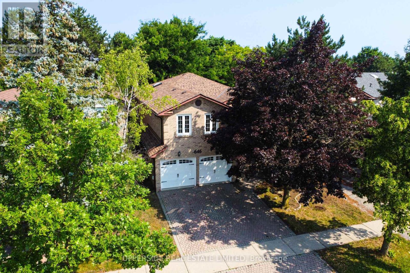 Property at 646 YORK HILL BOULEVARD image 3