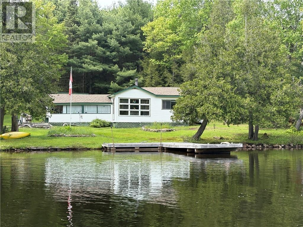 00 Tyson Lake, Killarney, Ontario