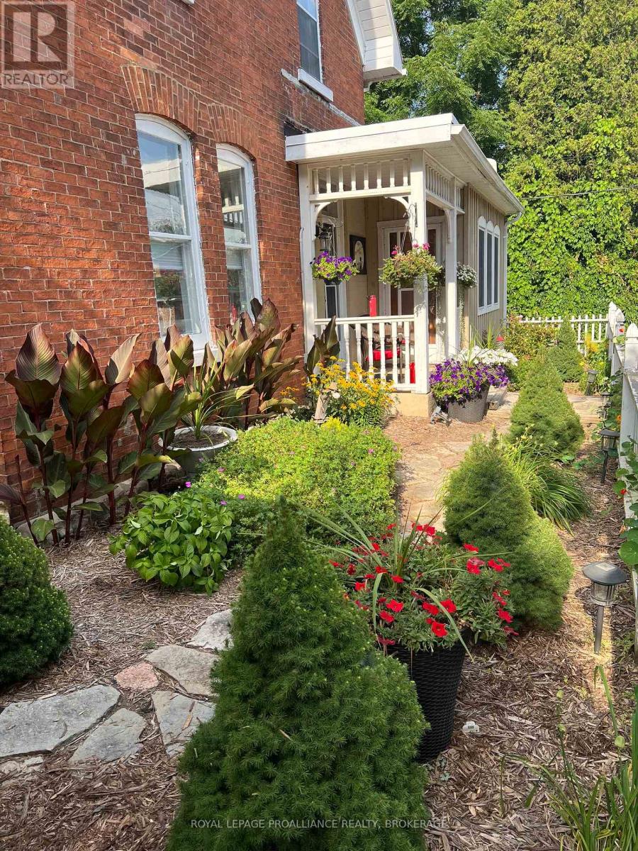 6 Spring Street N, Westport, Ontario  K0G 1X0 - Photo 43 - X12274065