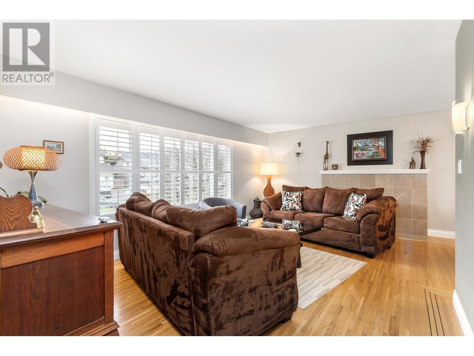 2920 Walton Avenue, Coquitlam, British Columbia  V3B 2W3 - Photo 4 - R3011475