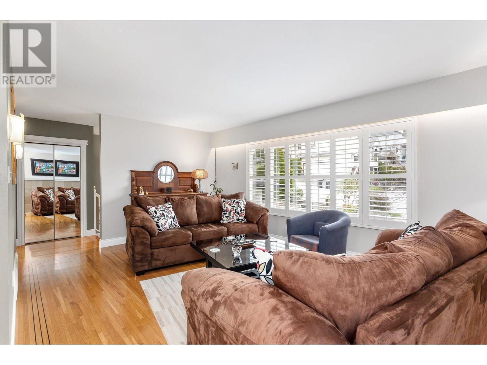 2920 Walton Avenue, Coquitlam, British Columbia  V3B 2W3 - Photo 5 - R3011475