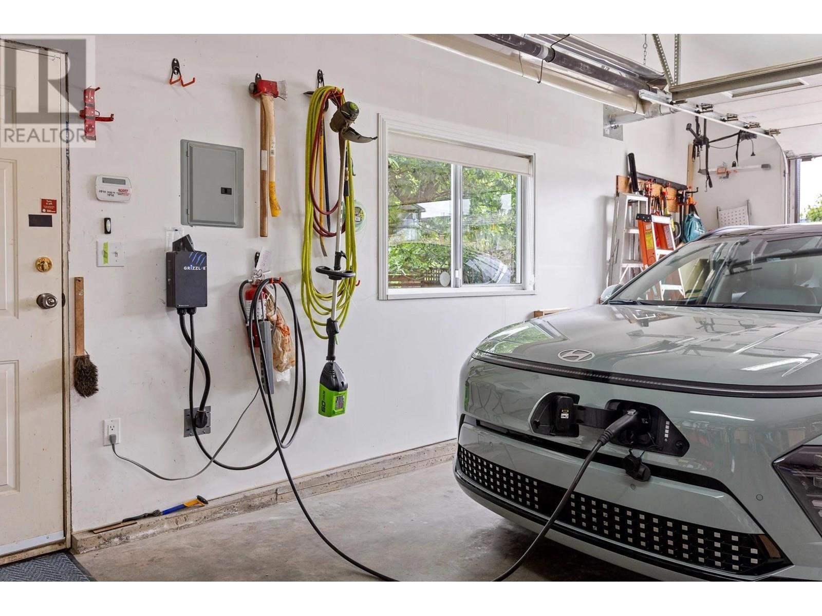 2920 Walton Avenue, Coquitlam, British Columbia  V3B 2W3 - Photo 29 - R3011475