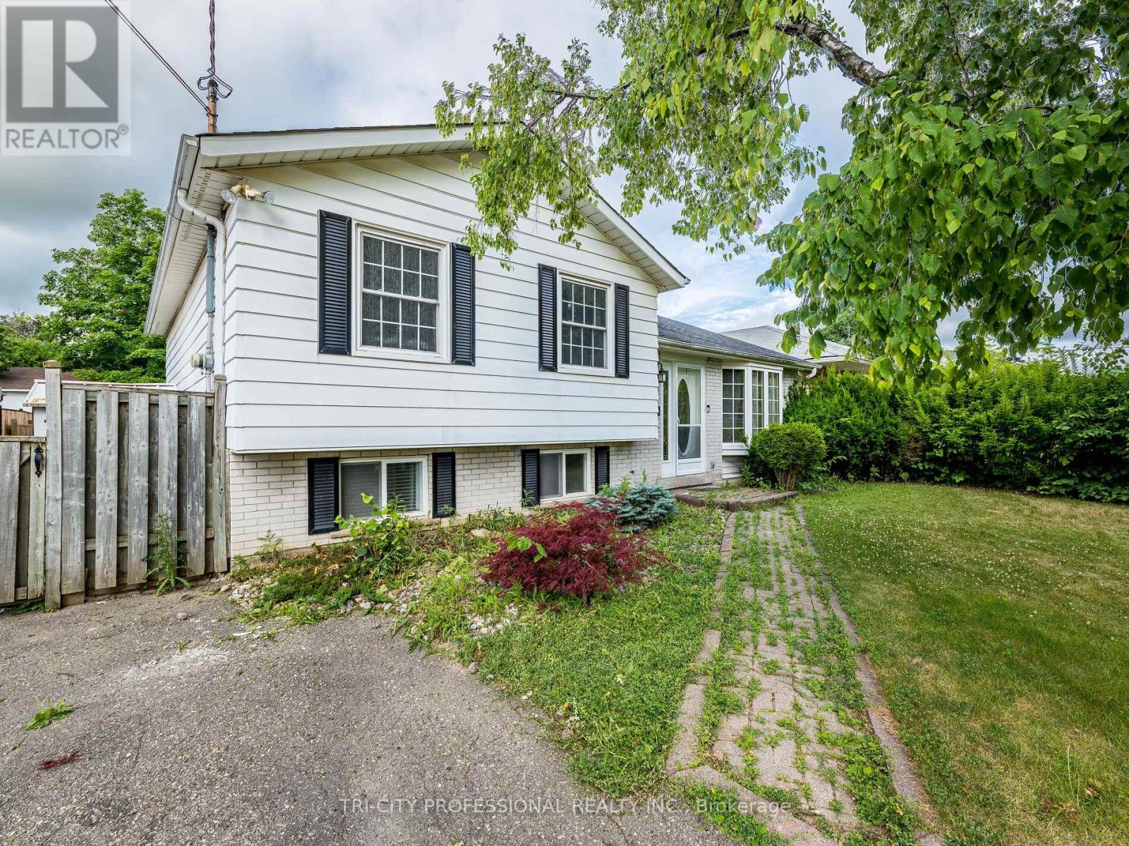 Property at 172 MOUNTAINVIEW ROAD S image 3