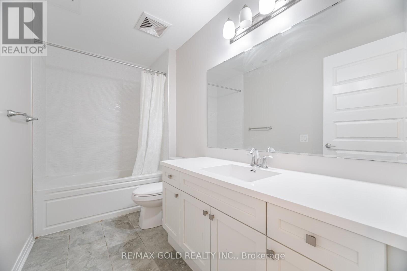 202 - 95 Dundas Street W, Oakville (Go Glenorchy), Ontario  L6M 5N4 - Photo 10 - W12273984