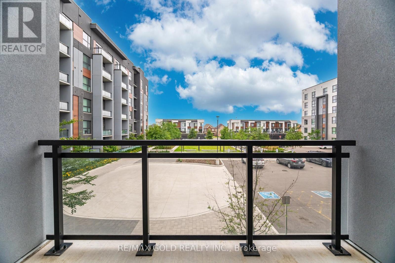 202 - 95 Dundas Street W, Oakville (Go Glenorchy), Ontario  L6M 5N4 - Photo 14 - W12273984