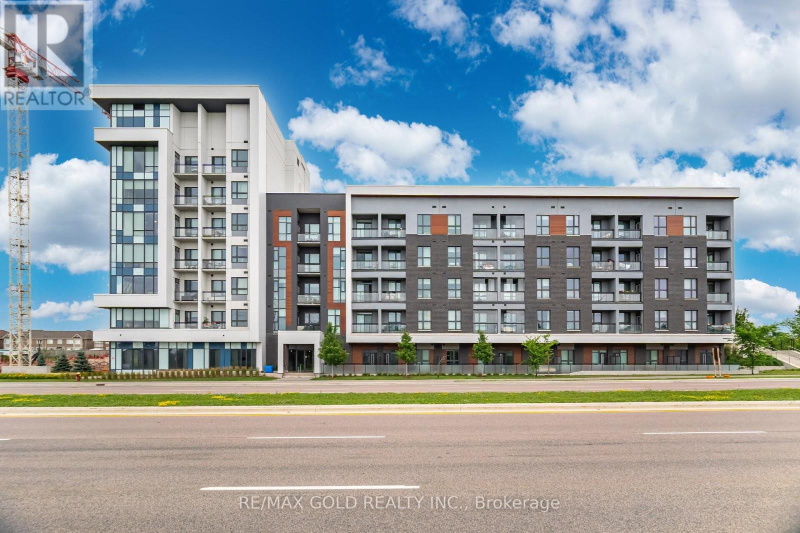 202 - 95 Dundas Street W, Oakville (Go Glenorchy), Ontario  L6M 5N4 - Photo 23 - W12273984
