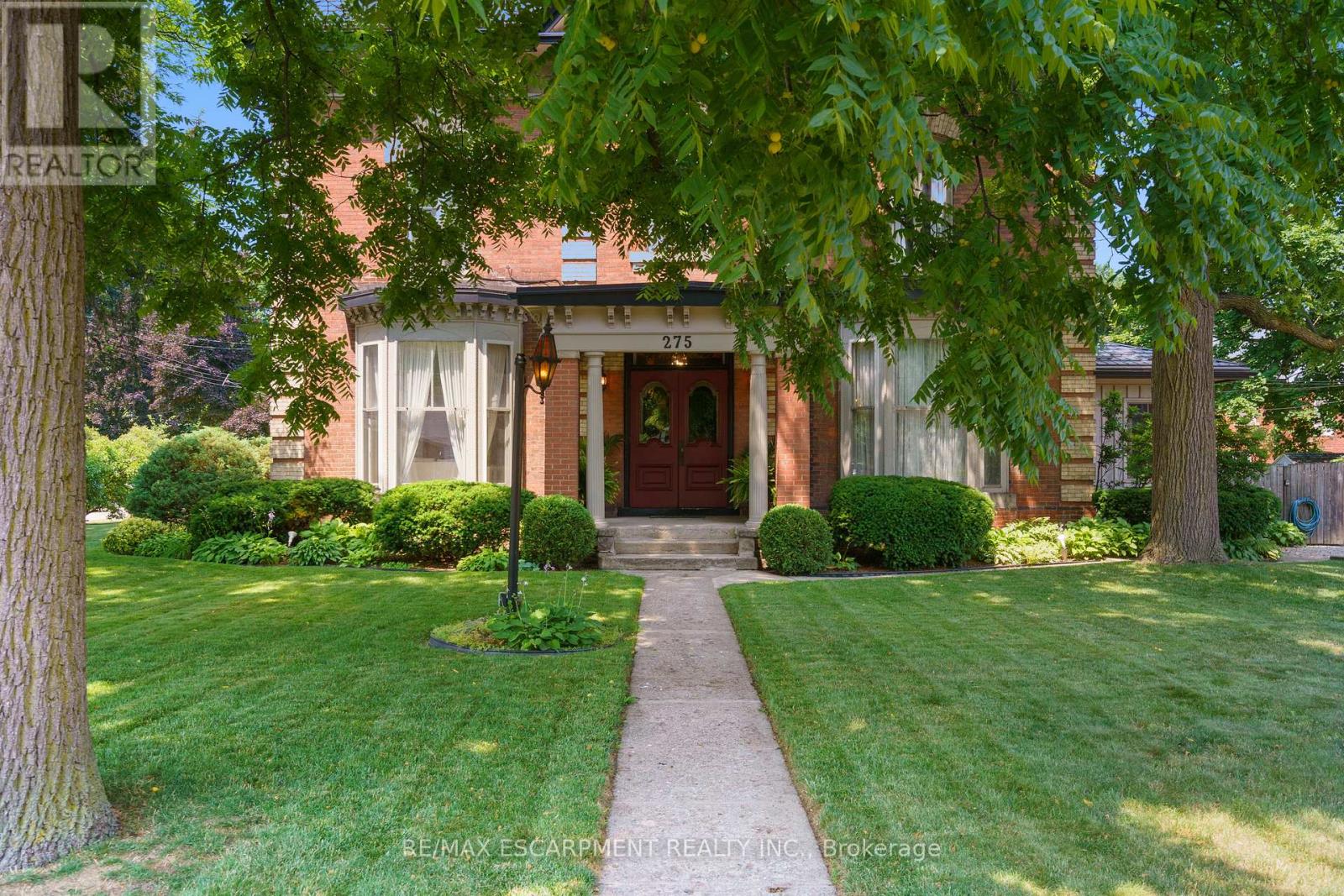 275 Cumberland Avenue, Hamilton (Blakeley), Ontario  L8M 2A3 - Photo 4 - X12273979