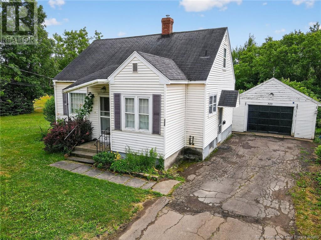 Property at 300 Salisbury Road image 2