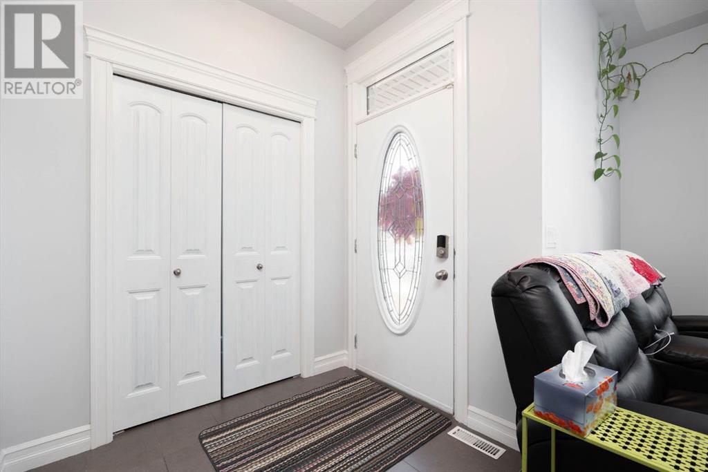 Property at 104 Collicott Drive image 3