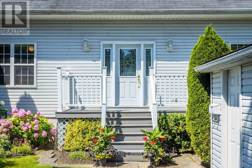 259 Pleasant Boulevard, Georgina, Ontario  L4P 2S7 - Photo 31 - N12274005