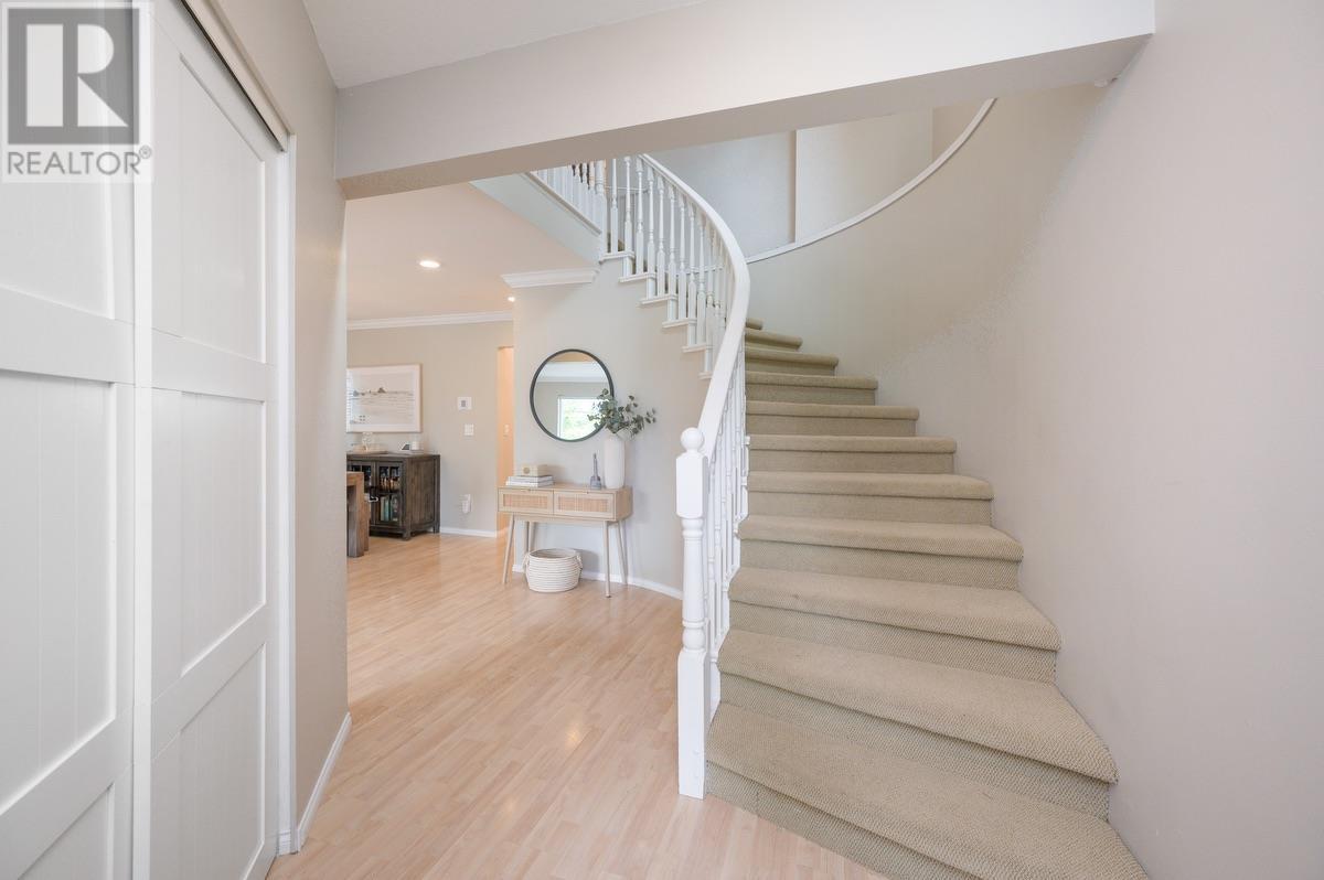 3338 Mahon Avenue, North Vancouver, British Columbia  V7N 3T5 - Photo 13 - R3024984