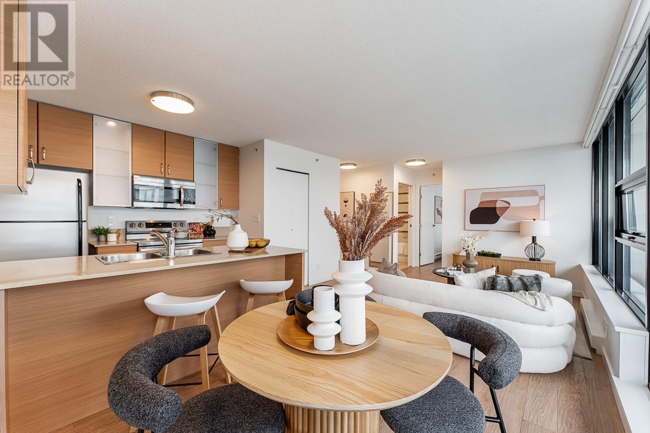 Listing Picture 15 of 33 : 2902 977 MAINLAND STREET, Vancouver / 溫哥華 - 魯藝地產 Yvonne Lu Group - MLS Medallion Club Member