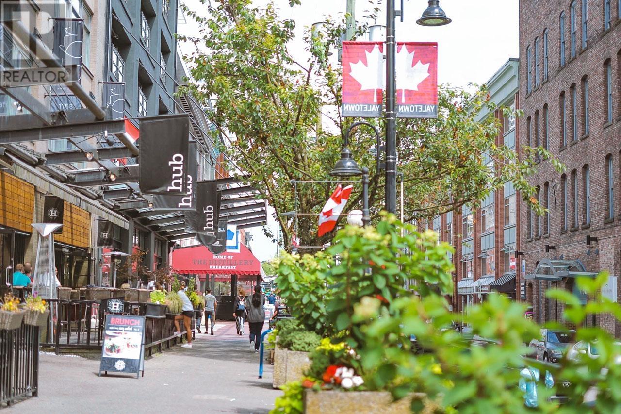 Listing Picture 26 of 33 : 2902 977 MAINLAND STREET, Vancouver / 溫哥華 - 魯藝地產 Yvonne Lu Group - MLS Medallion Club Member