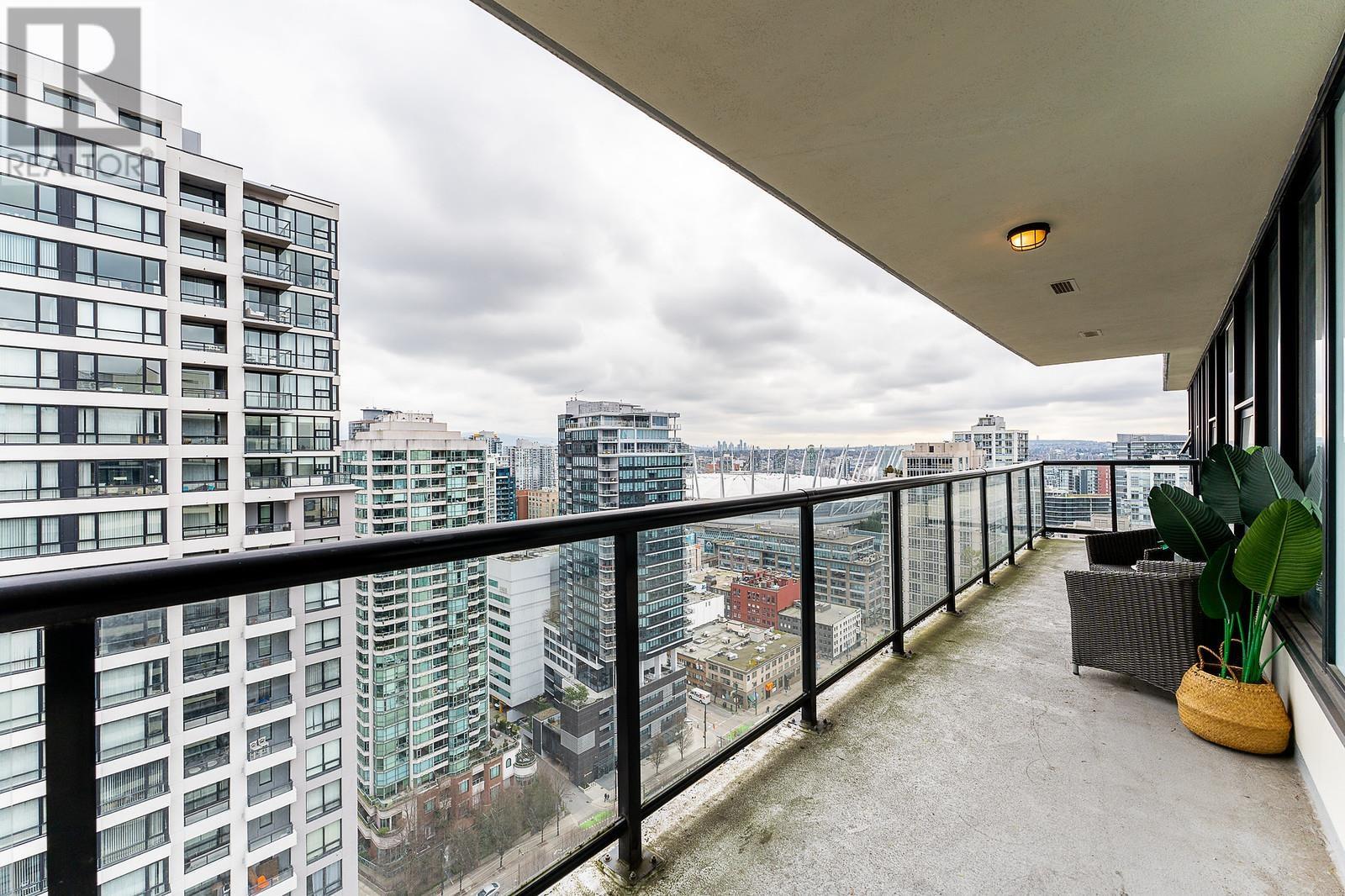 Listing Picture 31 of 33 : 2902 977 MAINLAND STREET, Vancouver / 溫哥華 - 魯藝地產 Yvonne Lu Group - MLS Medallion Club Member