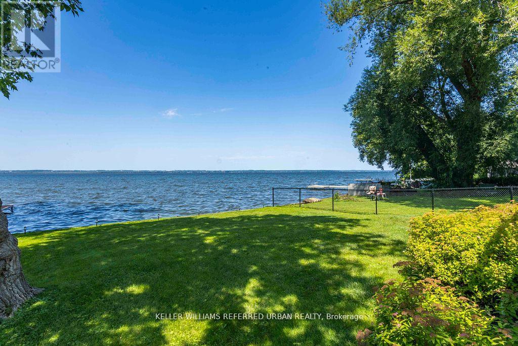 259 Pleasant Boulevard, Georgina, Ontario  L4P 2S7 - Photo 35 - N12274005