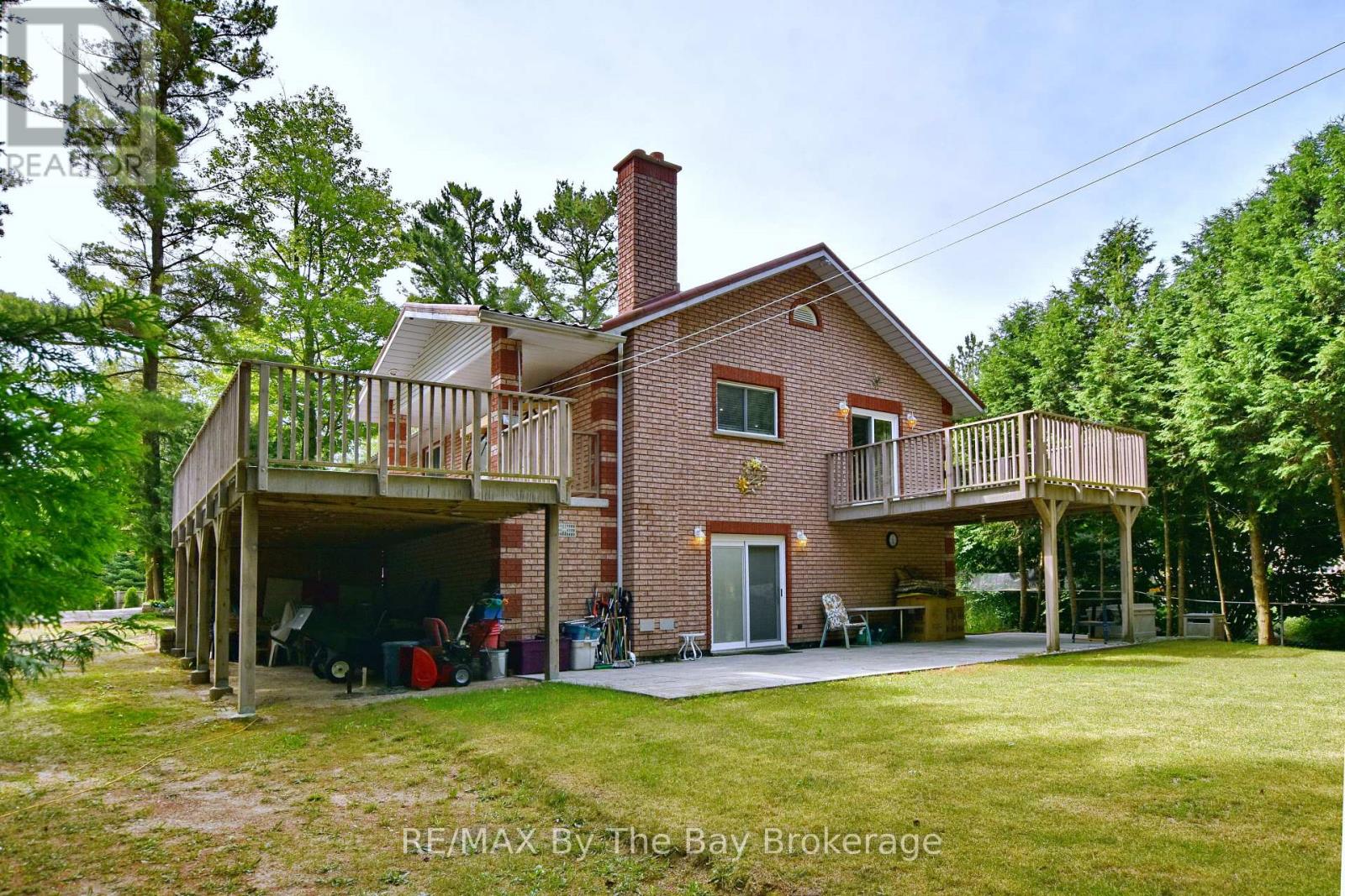 Property at 106 DEERBROOK DRIVE image 3