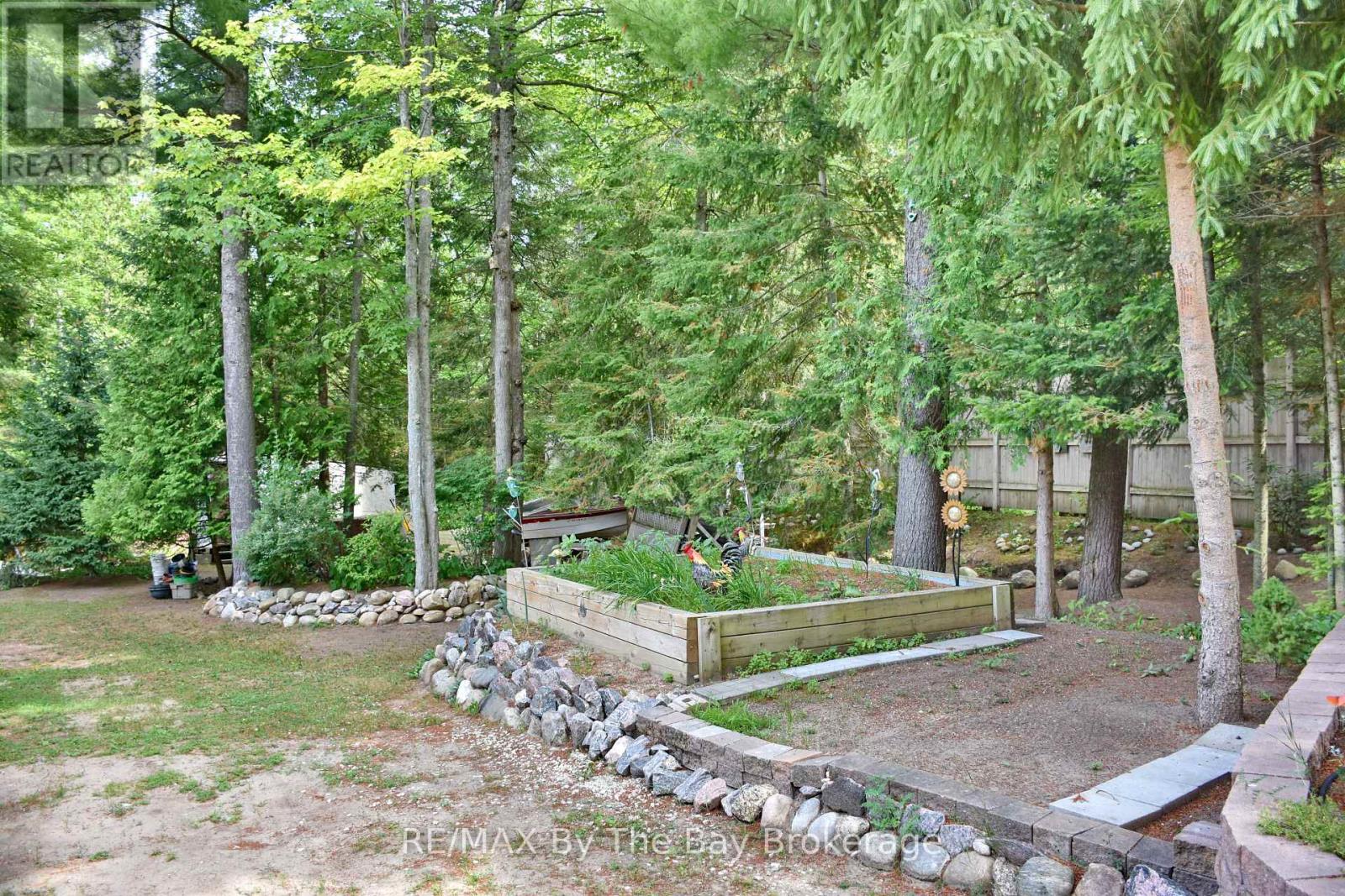 106 Deerbrook Drive, Wasaga Beach, Ontario  L9Z 2M8 - Photo 33 - S12274156