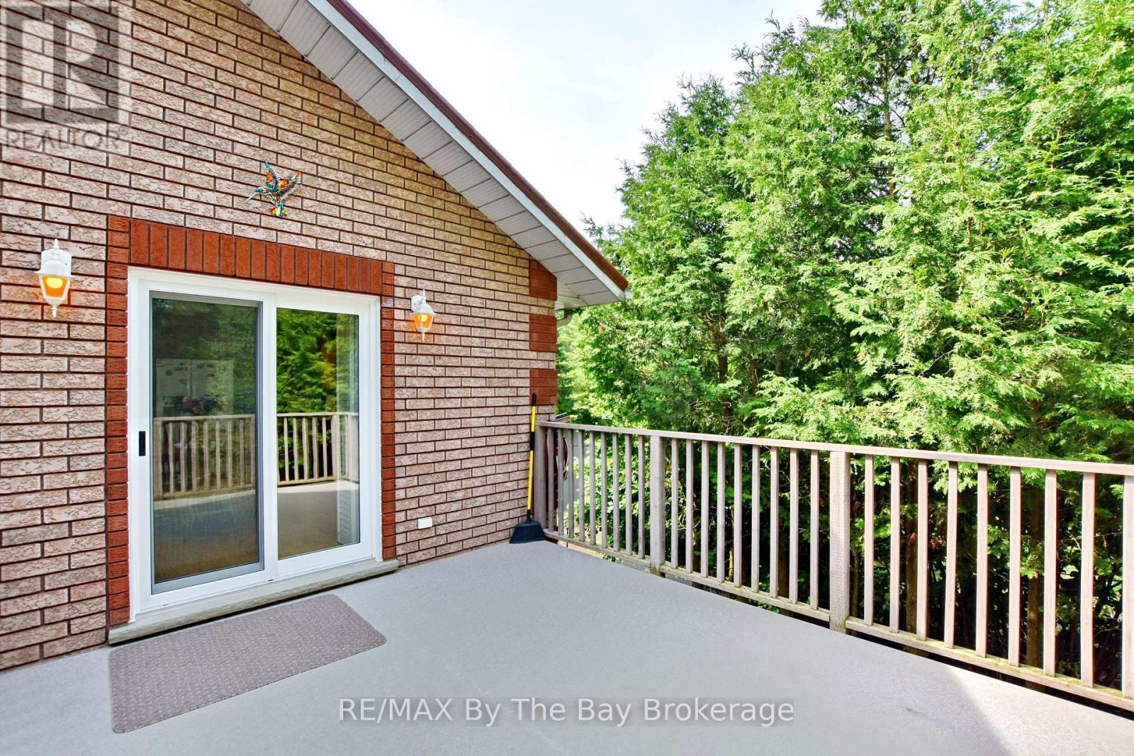 106 Deerbrook Drive, Wasaga Beach, Ontario  L9Z 2M8 - Photo 8 - S12274156