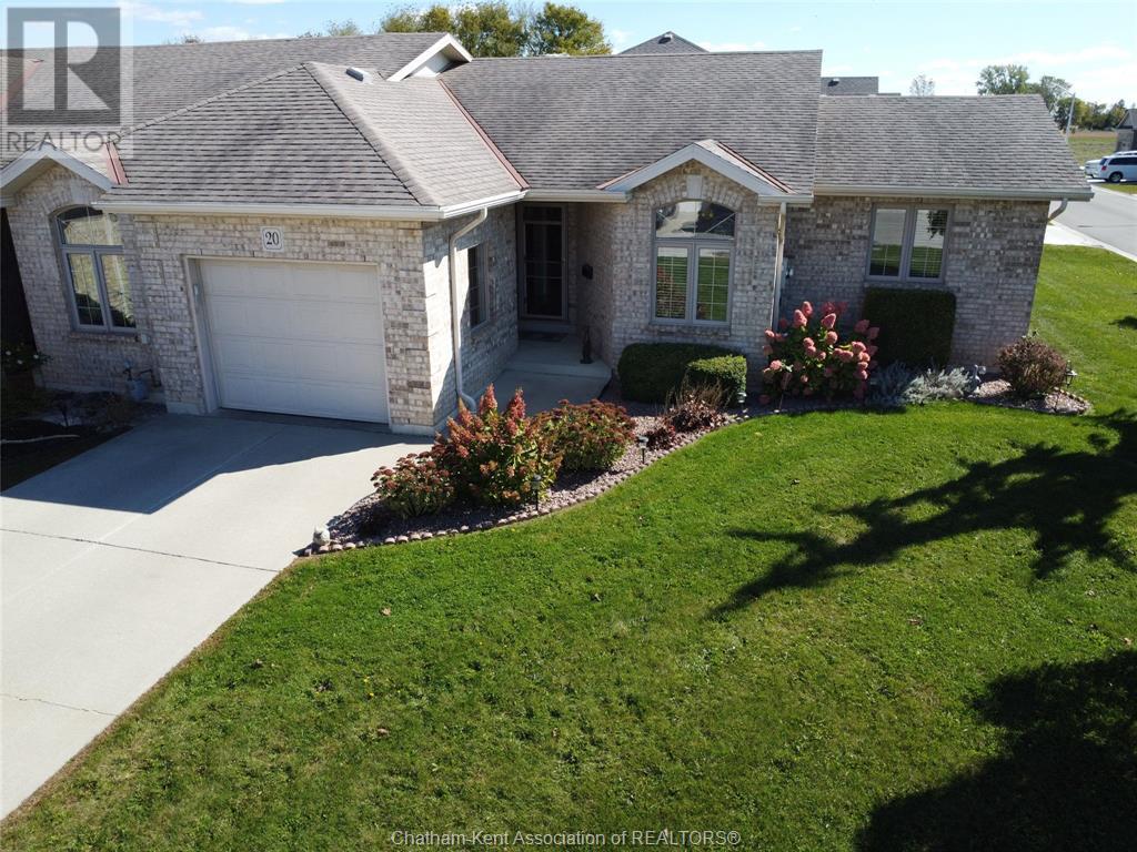 20 Mcintosh Avenue, Chatham, Ontario  N7M 6M1 - Photo 2 - 25015873