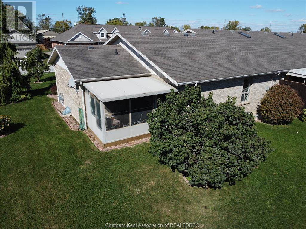 20 Mcintosh Avenue, Chatham, Ontario  N7M 6M1 - Photo 3 - 25015873