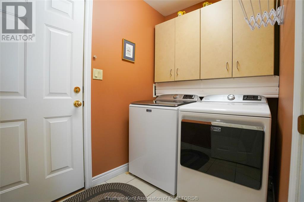 20 Mcintosh Avenue, Chatham, Ontario  N7M 6M1 - Photo 8 - 25015873
