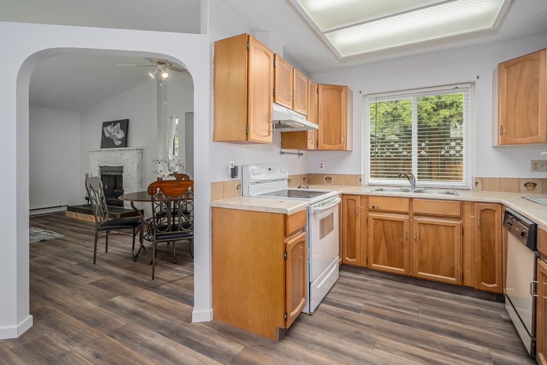 14522 92 Avenue, Surrey, British Columbia  V3R 7L2 - Photo 9 - R3024941