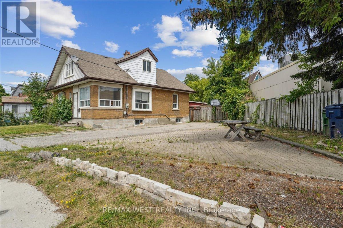 Property at 677 DANFORTH ROAD image