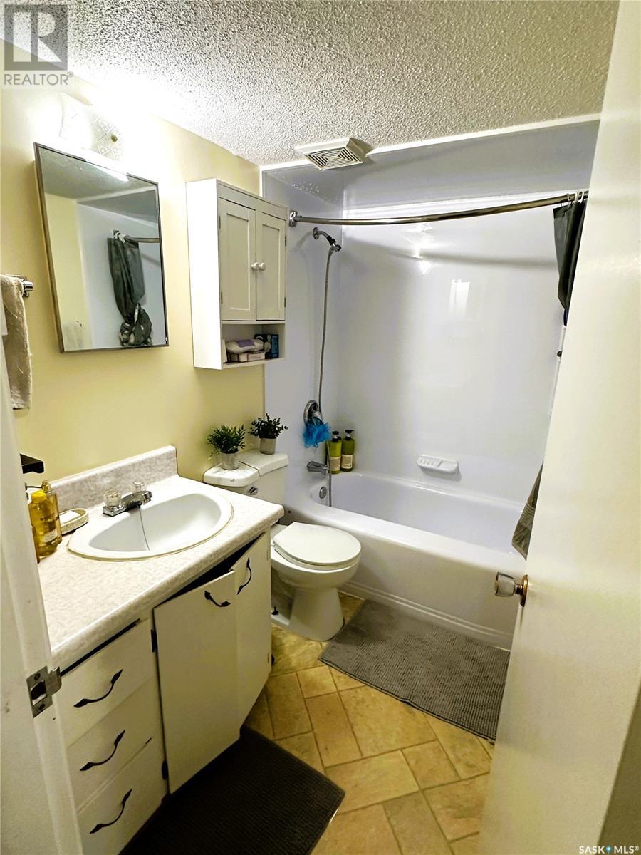 19 26 Shaw Street, Regina, Saskatchewan  S4R 3M4 - Photo 12 - SK996458