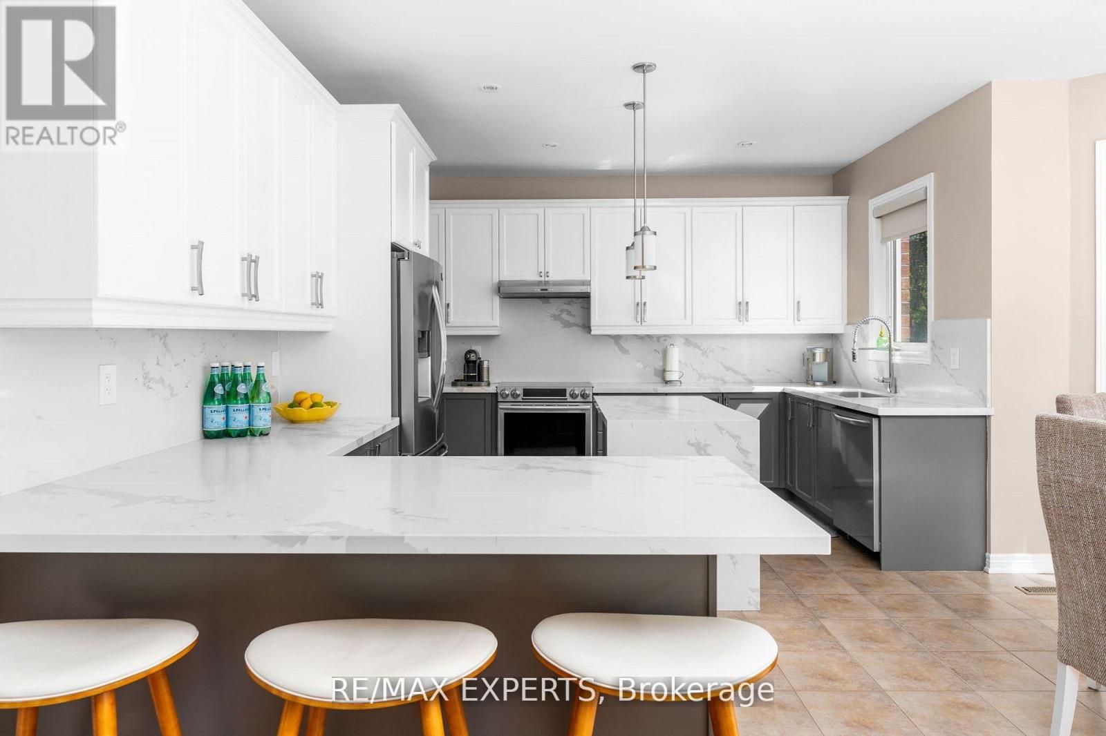170 Ivy Jay Crescent, Aurora, Ontario  L4G 0E9 - Photo 10 - N12274130