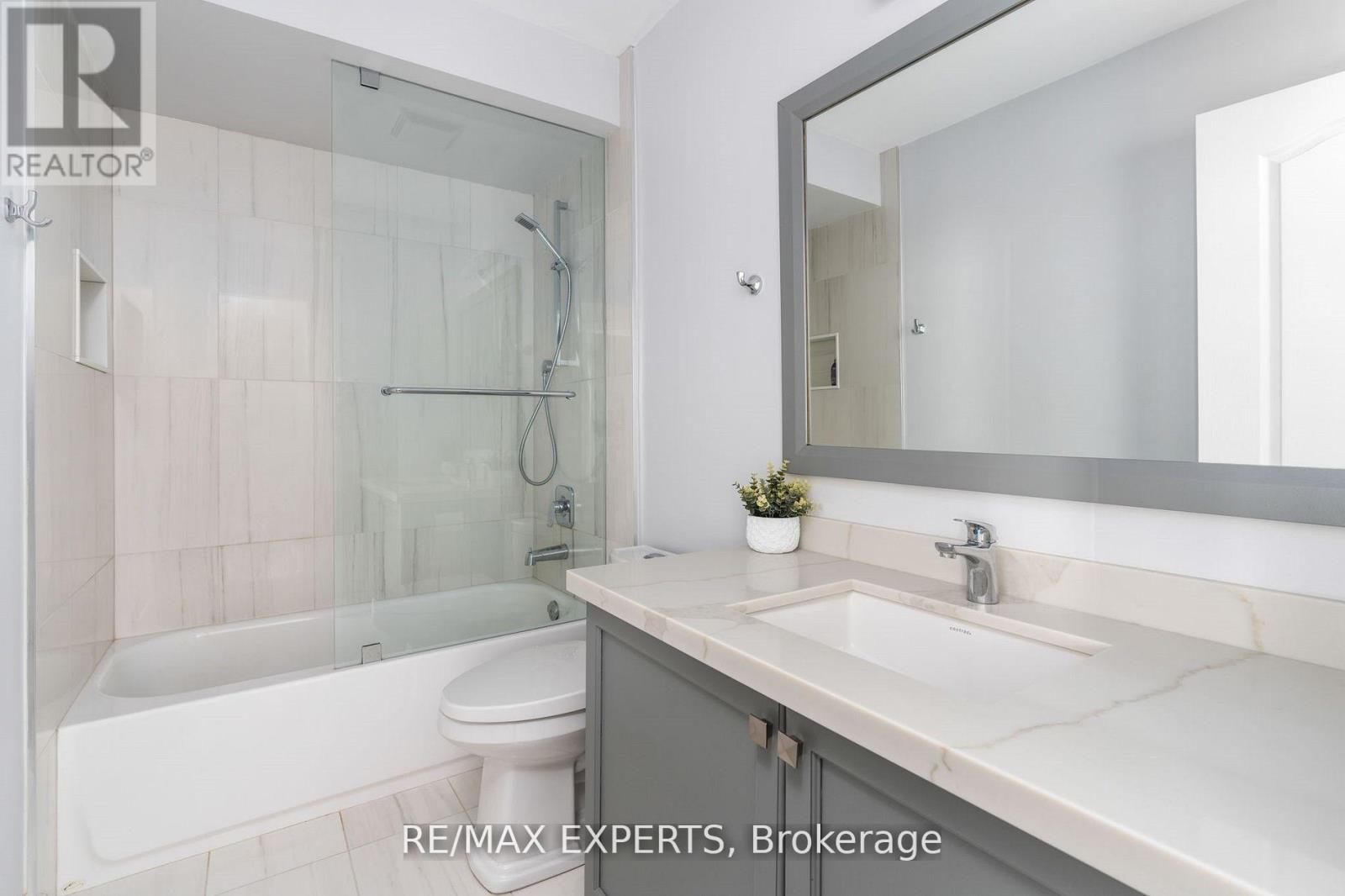 170 Ivy Jay Crescent, Aurora, Ontario  L4G 0E9 - Photo 20 - N12274130
