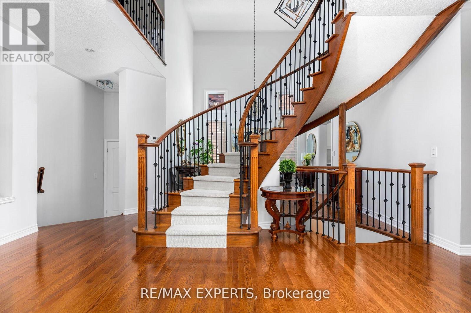 170 Ivy Jay Crescent, Aurora, Ontario  L4G 0E9 - Photo 6 - N12274130