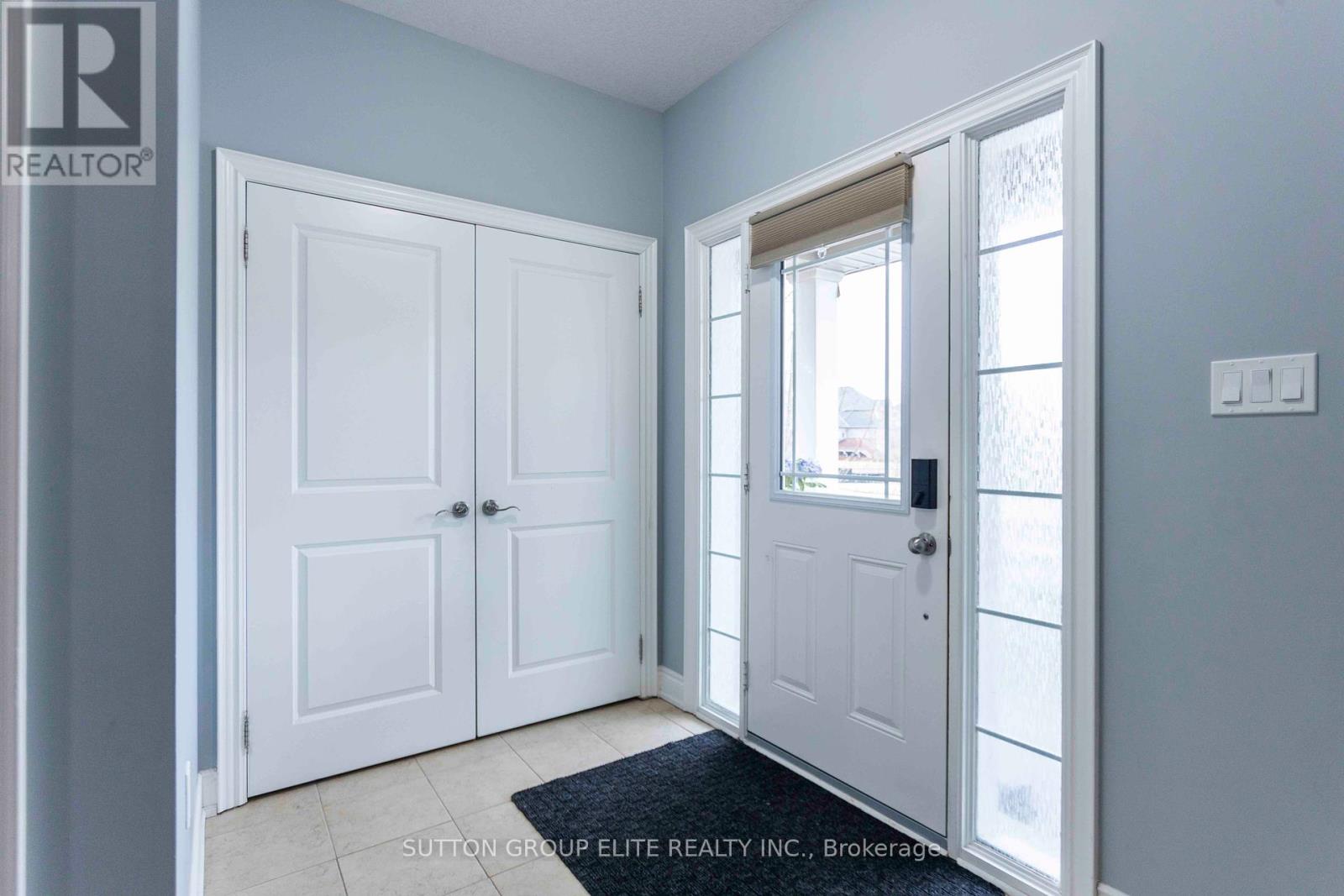 Property at 38 RICHMOND PARK DRIVE image 4