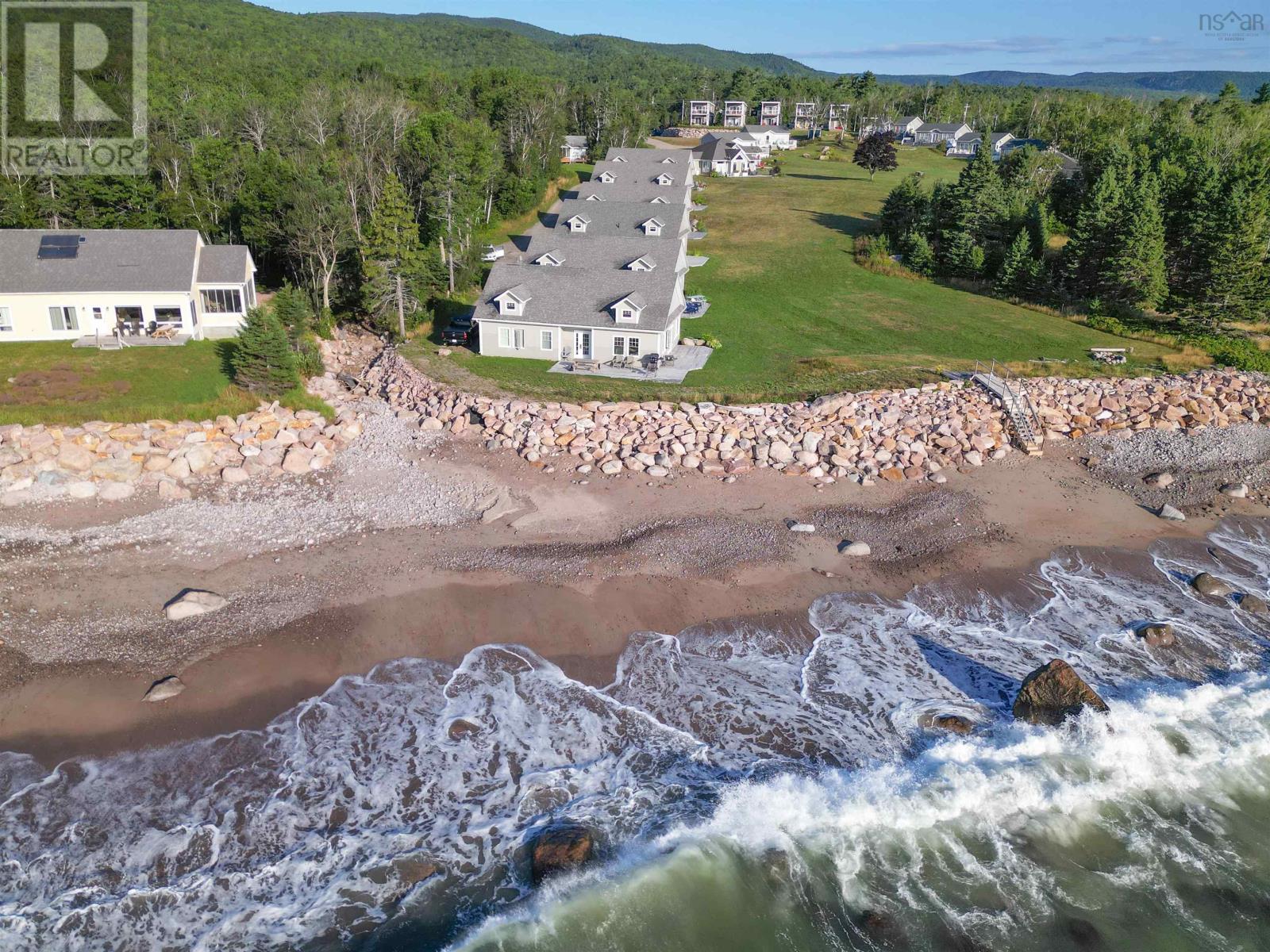 36785 Cabot Trail, Ingonish, Nova Scotia  B0K 1K0 - Photo 3 - 202517134