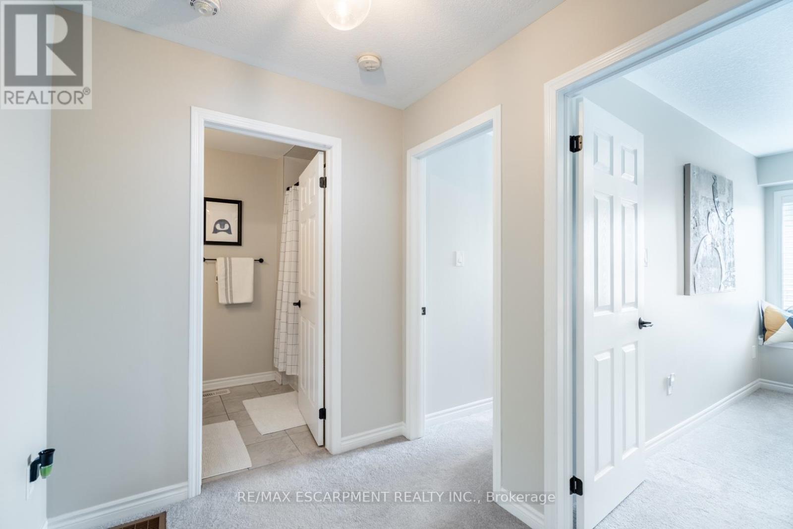 15 - 230 Avonsyde Boulevard, Hamilton (Waterdown), Ontario  L8B 1T9 - Photo 27 - X12264524