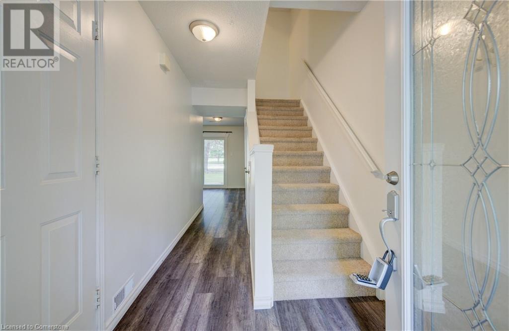 130 Livingston Avenue Unit# 26, Grimsby, Ontario  L3M 4W5 - Photo 4 - 40749763