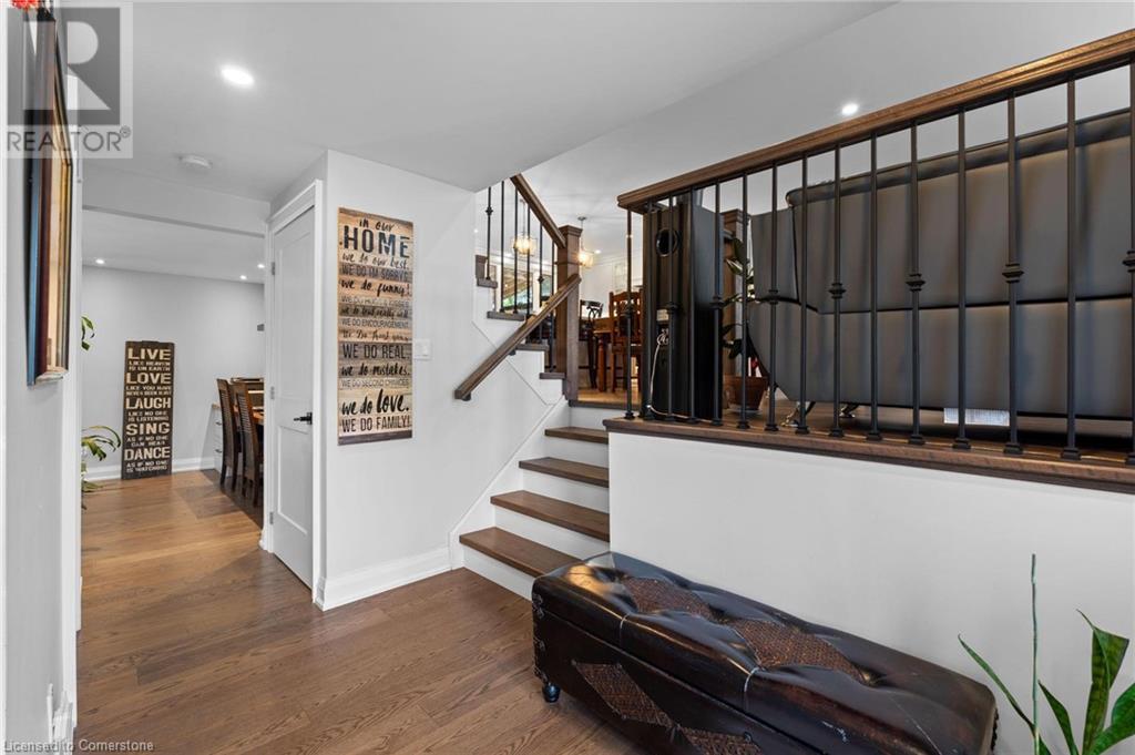 Property at 18 NORMAN Avenue image 5