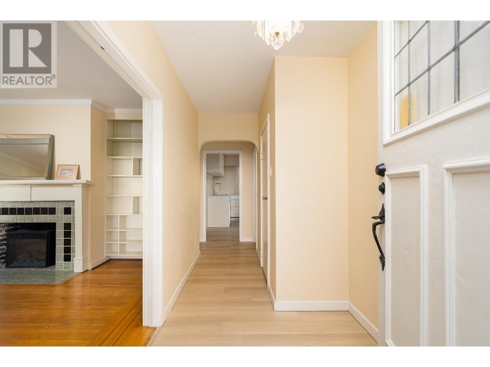 Property at 1371 MATHERS AVENUE image 4