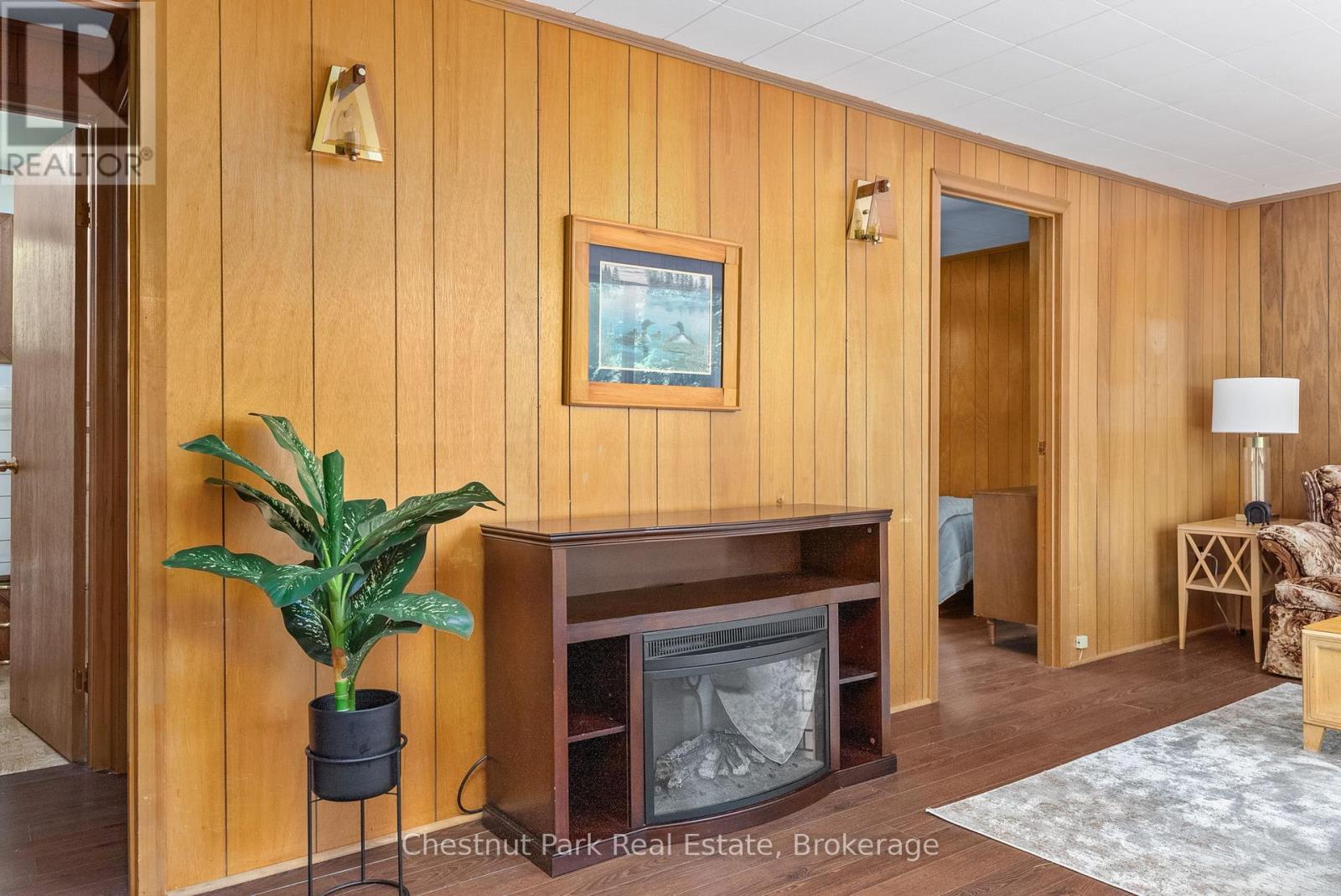 1054 10 Deewood Drive, Muskoka Lakes, Ontario  P0B 1M0 - Photo 26 - X12274261