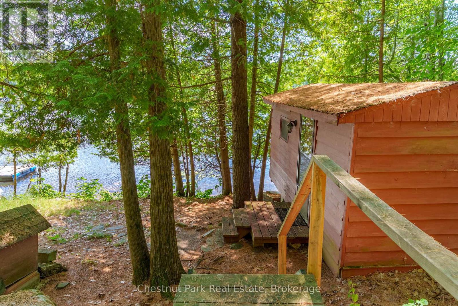 1054 10 Deewood Drive, Muskoka Lakes, Ontario  P0B 1M0 - Photo 29 - X12274261