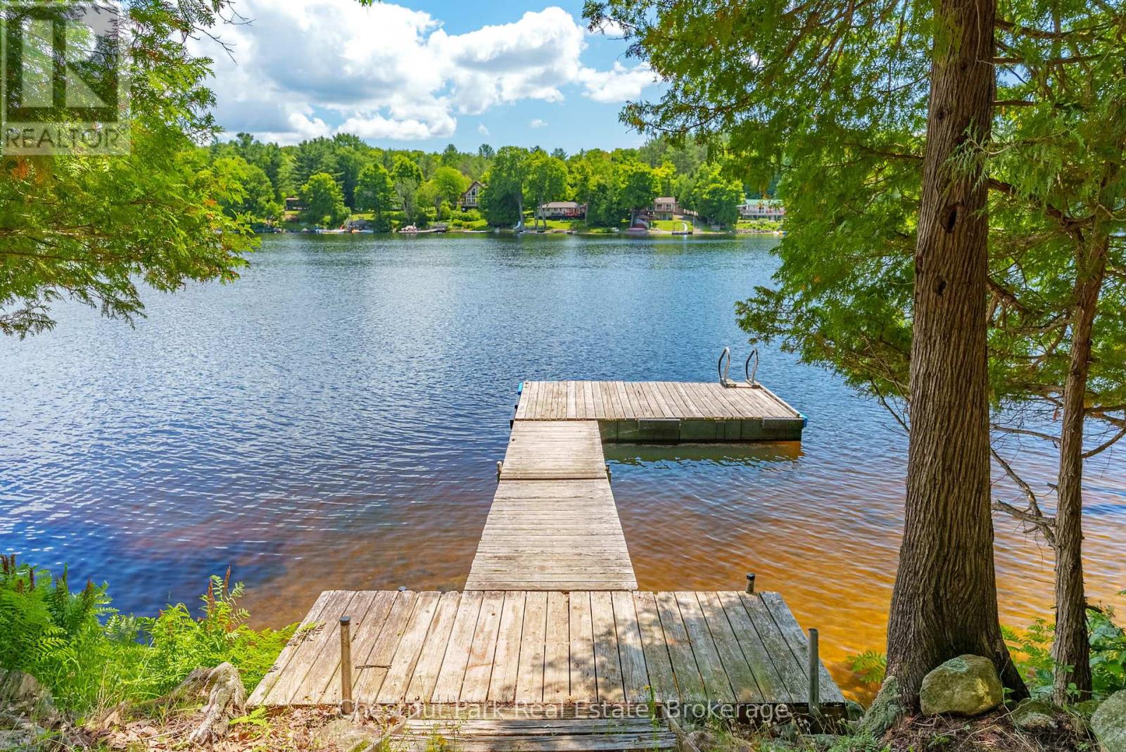 1054 10 Deewood Drive, Muskoka Lakes, Ontario  P0B 1M0 - Photo 38 - X12274261