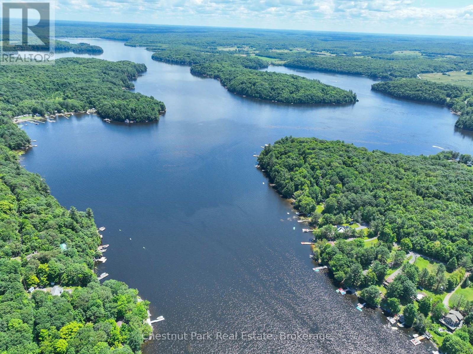 1054 10 Deewood Drive, Muskoka Lakes, Ontario  P0B 1M0 - Photo 47 - X12274261