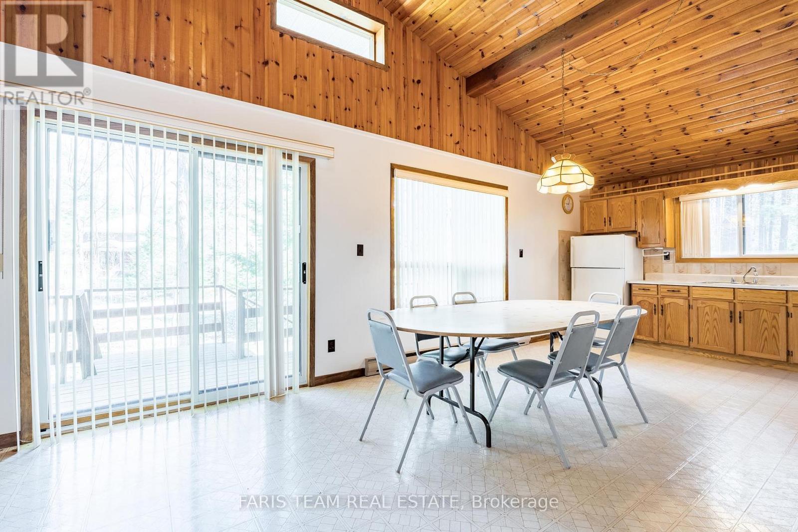 39 Rosemary Road, Tiny, Ontario  L0L 2T0 - Photo 7 - S12153804