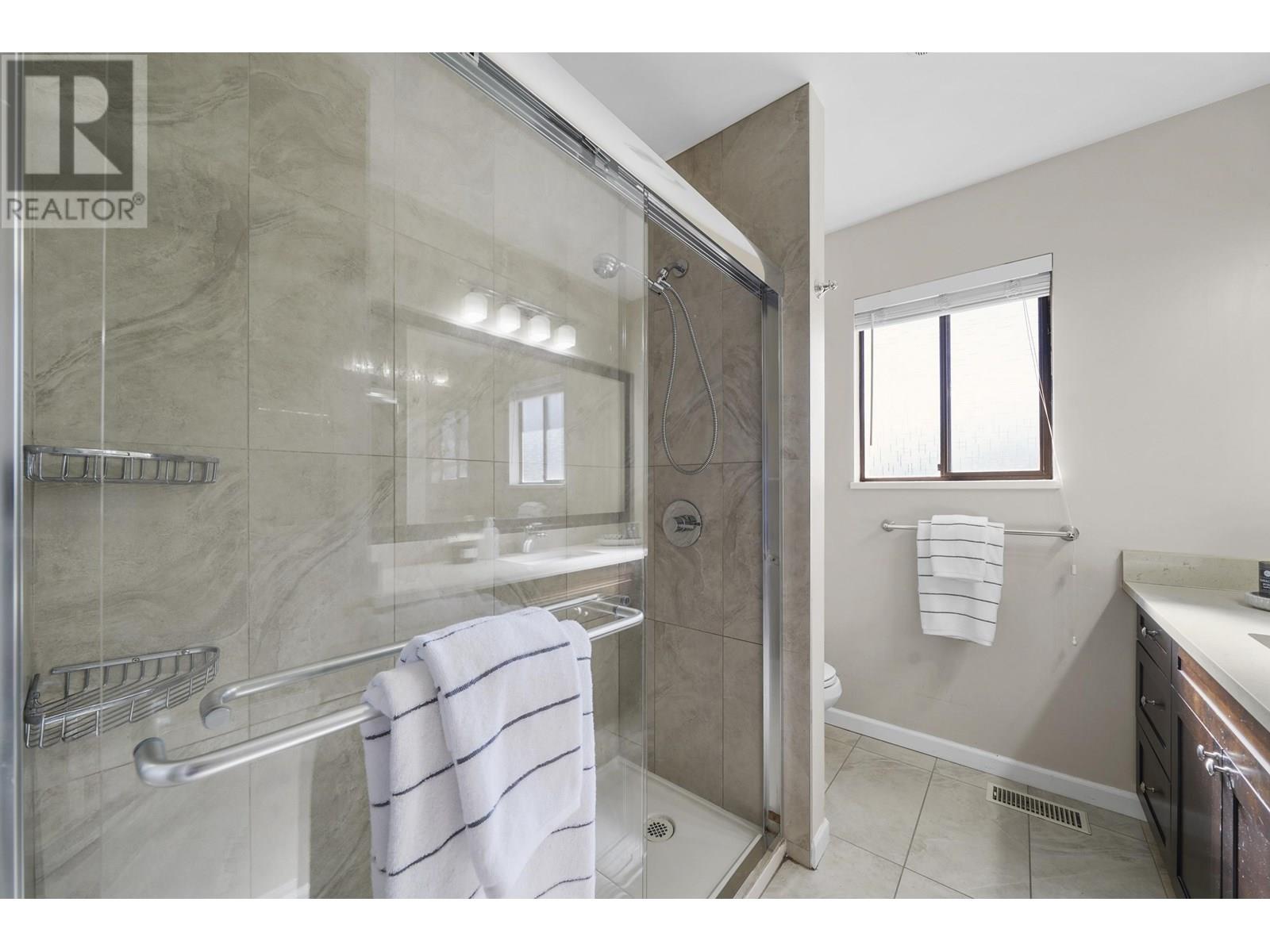 6291 Yeats Crescent, Richmond, British Columbia  V7E 4E1 - Photo 15 - R3025013