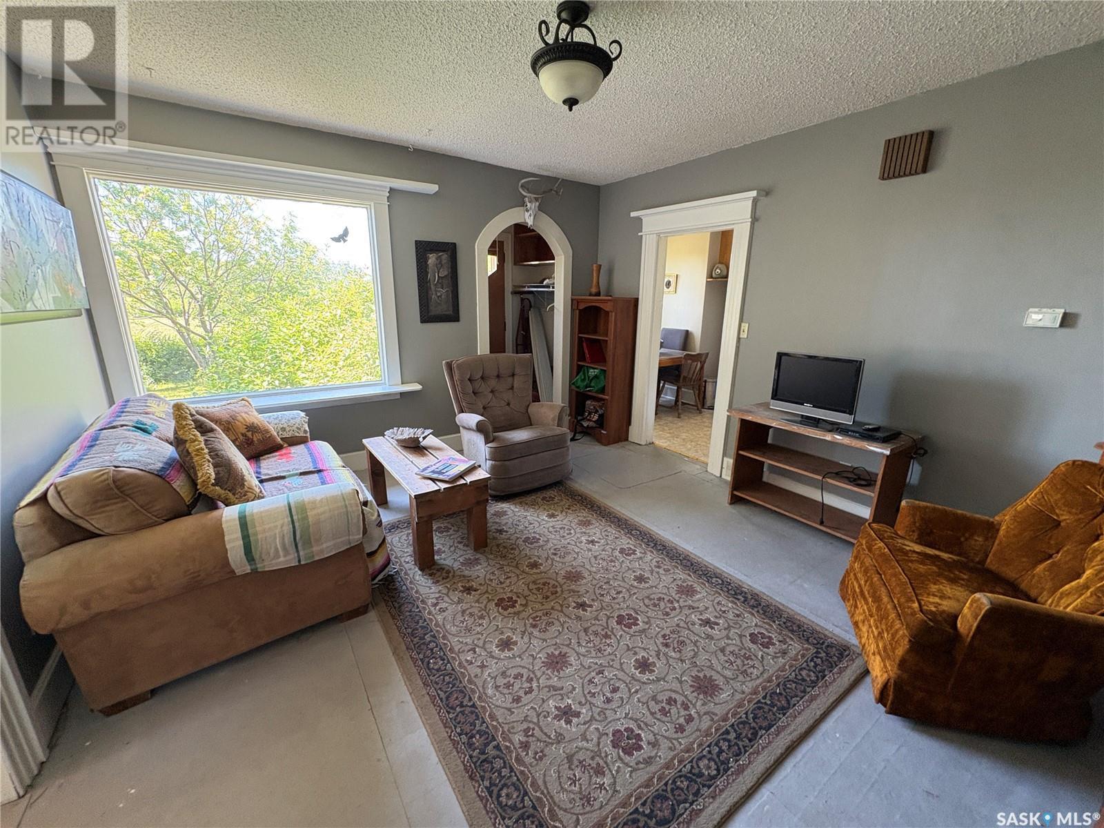 412 First Avenue, Spy Hill, Saskatchewan  S0A 3W0 - Photo 8 - SK012147