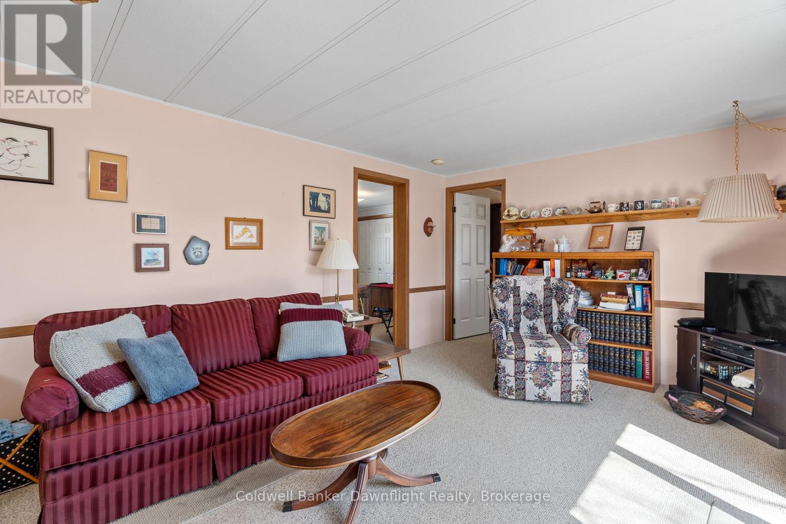 46 Redford Drive, South Huron, Ontario  N0M 1S3 - Photo 20 - X12069772